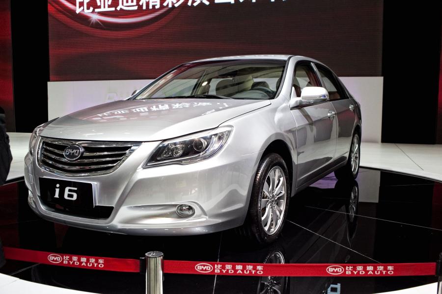  BYD i6 2010 года  (фото 4 из 4)